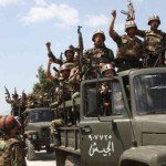 (English) Syrian army soldiers advance in Aleppo