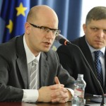 Fico hrozí, že bude vetovat sankce proti Rusku, Sobotka nazval taktiku EU neefektivní